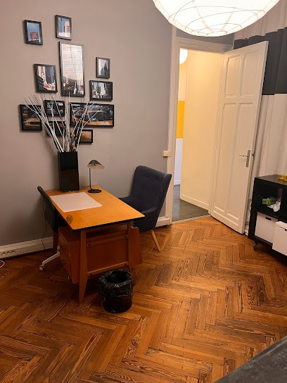 Aude Pottier, Melody Woirou Infirmières Lille Moulins, Cabinet Infirmier à Lille