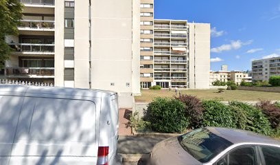 Cabinet Infirmiers Libéraux Résidence Le Tennis Club ( INFIRMIÈRE (IDE) À DOMICILE) - Yann SERRE - Coraline MOUNIER, Cabinet Infirmier à Saint-Étienne